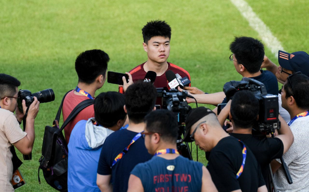 新奥尔良鹈鹕内部会议纪要流出——今晨战术微调；中超使命明确；心理建设被强调