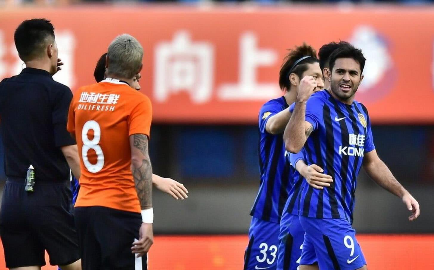 包含尼斯迎中超关键赛，集结日防线松动，压力陡增，细节决定成败的词条